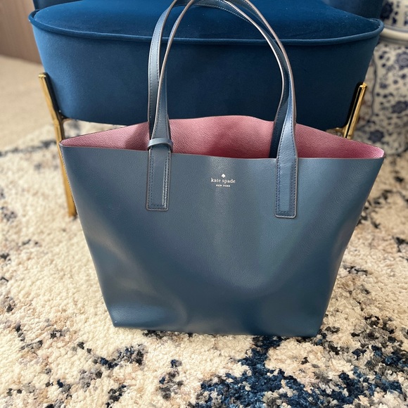 kate spade Handbags - Kate ♠️ Spade New York